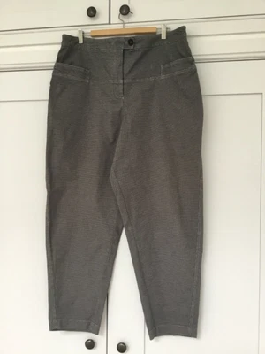 £85 • Buy Oska Fine Checked Grey/black Brushed Cotton Trousers Size V