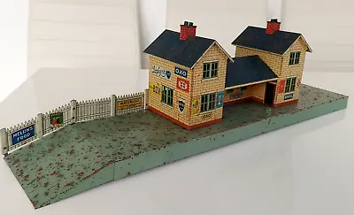 O Gauge BING WERKES - Tinplate Station With Candle Holders / Ideal For Hornby • £69.95