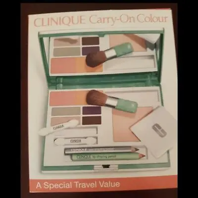 £69.99 • Buy Clinique Carry-On Colour Gift Set