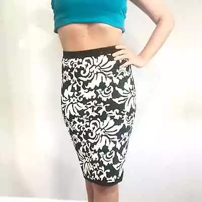 Jealous Tomato Black Floral Bandage Pencil Skirt Small • $14.99