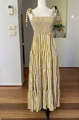 Mister Zimi Dress Size 6 • $129.95