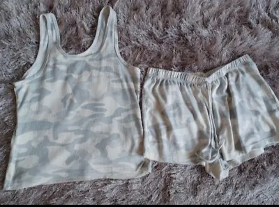 Primark Camouflage Shorts Pyjamas Set Size 10/12 • £1.99