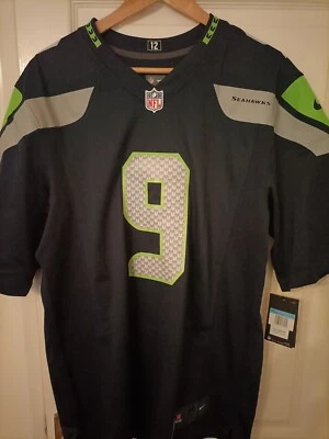 £45.50 • Buy Seattle Seahawks Jersey Loose Fit Medium. NFL Nike. Walker 111 Number 9. 