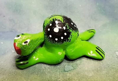 Vintage Miniature .75  Bobble Head Green Frog W Black And White Spots Figurine • $6.99