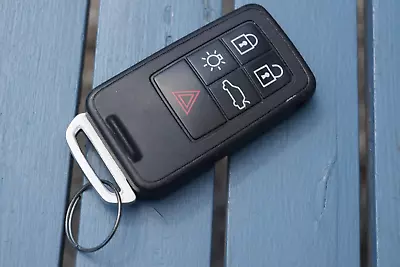 Oem Volvo Keyless Entry Remote Key Fob • $15