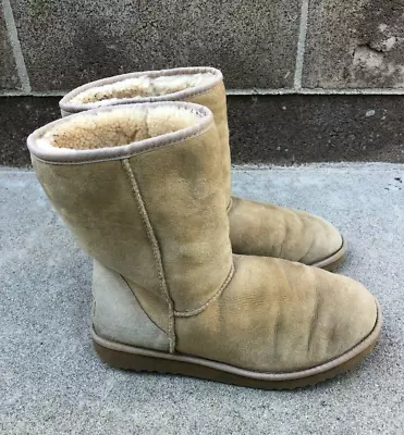 UGG Australia Women's W 9 Classic Short Sand Leather Shearling Winter Boots 5825 • $22.10