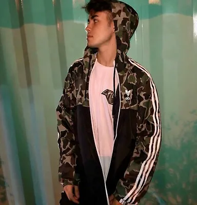 Super Rare Adidas Originals Camo Windbreaker Jacket Camouflage Green Sml • £76.91