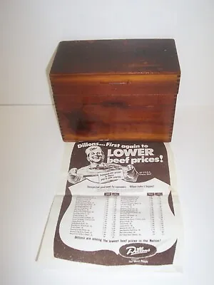 Vintage Wood Cedar Primitive Recipe Box DoveTailed  Hinged Full Of Recipes5 • $20