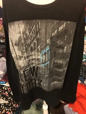 J. Ferrar Black New York Thermal Shirt Size Large • $2.99