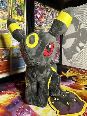 Sitting Umbreon Pokemon Plush Soft Toy 20cm • £14.49