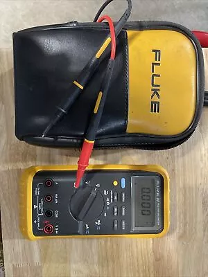 FLUKE 87 Industrial True RMS Multimeter With Protective Case & Leads • $150