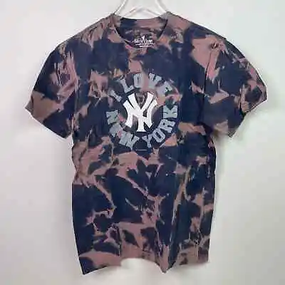 I Love NY New York Yankees Baseball Acid Wash Custom T-shirt — Men’s Size Medium • $9.99