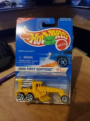 Hot Wheels & Matchbox You Pick Construction Trucks Dump Cement Fork Lift Loaders • $1.49