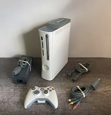 Very Clean Original Xbox 360 Pro 60GB White Console Bundle W/ Controller & Cords • $89.97