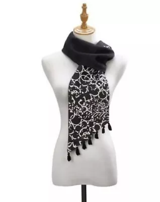 Demdaco Black And White Pull Through Scarf Super Soft Abstract Design NWT • $12