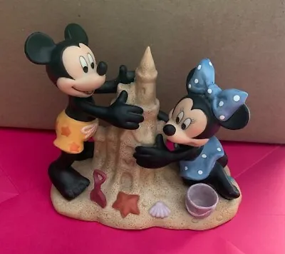 $24.99 • Buy Mickey Mouse & Minnie Building A Sandcastle Disney Castle Porcelain Figurine