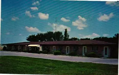 State Motel Manhattan Kansas Postcard • $1.03