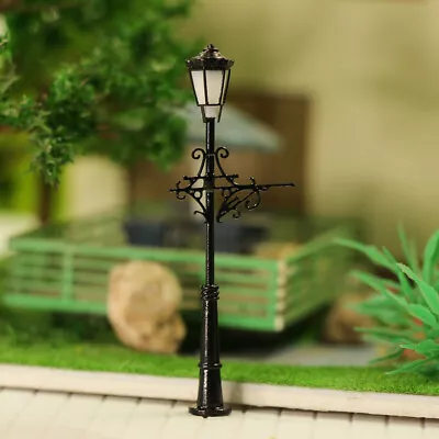 5pcs Model Railway Train N Gauge Lamp Post 51mm 1:150 Street Lights LEDs LQS74 • £14.39