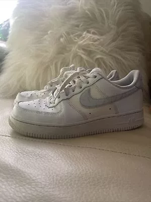 Women’s Air Force 1 Size US7 • $30