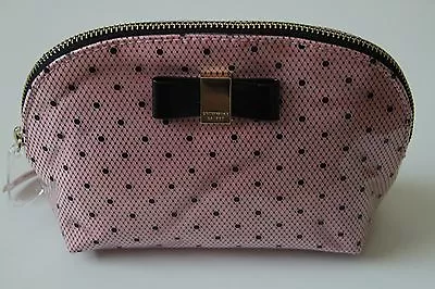 Victoria's Secret Medium Makeup Bag • $21.95