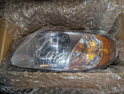 Headlight Headlamp Driver Side Left LH For Dodge Grand Caravan Chrysler Voyager • $40