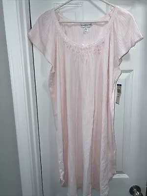 Miss Elaine Pink Nightgown Woman’s Size XL NWT . A12 • $31