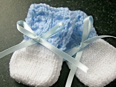 Lovely Hand Knitted Baby Mittens In White With Blue Top Size 0-3 Months (6) • £3.30