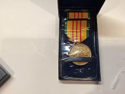 US Vietnam War Air Force Medal GREAT SHAPE! • $25