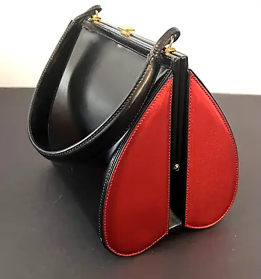 Vintage Moschino Heart Purse Moving Sale • $550