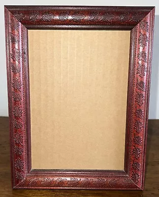 VTG 5x7 Picture Frame~Red Wood Tone W/Embossed Oak Leaves Border • $8