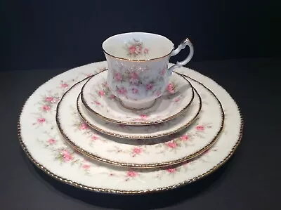 $40.03 • Buy Paragon Bone China. “Victoriana Rose”. 5 Pce Setting. Made In England.