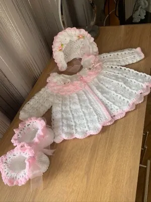 £15.99 • Buy Baby Pram Set New Crochet 0 To 3 Months Beautiful (Reborn)