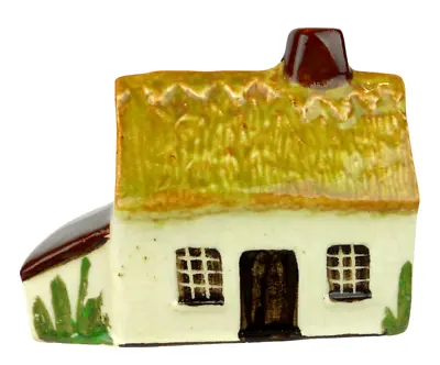 Vintage Suffolk Cottages 1977 Thatched Roof Cottage Figurine #18 Made In England • $49.45