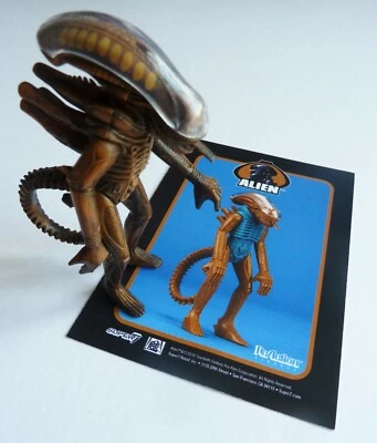 £20.50 • Buy ALIEN Reaction Blind Box SPACE DUST 3.75  Figure - LOOSE - With A6 Art Card