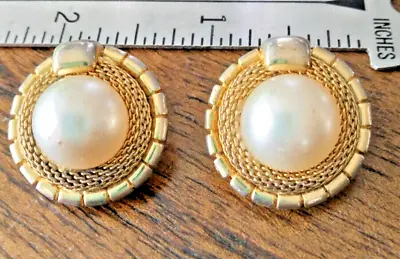 VINTAGE ESTATE MARVELLA Signed Clip Earrings Gold Tone Faux Pearl (S) • $7