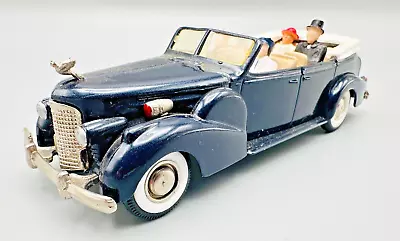 Rextoys 1:43 - 1938-40 Cadillac V16 Cabriolet - US President Roosevelt • $9.50