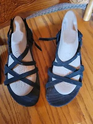 Merrell Black Strappy Sandals Size 9 • $20