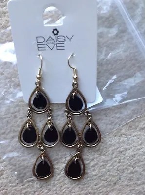 Daisy And Eve Black And Gold Earrings • £3.99
