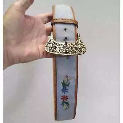 $16.93 • Buy Medium Vintage Boho Belt 80s Embroidery Flowers Blue Chambray Wide  Buckle