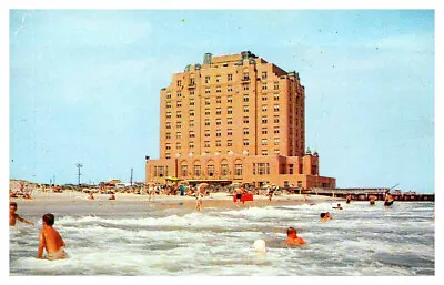 $5.50 • Buy Postcard BEACH SCENE Brigantine New Jersey NJ AR3158