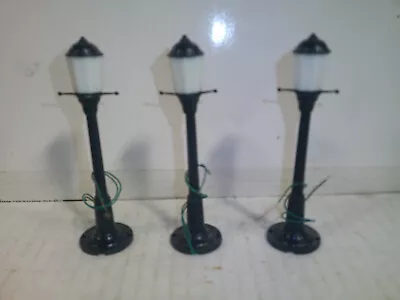 Set Of 3 Life-like O-s Scale Gas Style Street Lamps 4  Tall Tested Good • $19.99