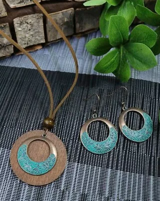 Womens Copper Hoop/Drop Dangle Earrings Turquoise Pendant Wooden Boho Jewelry  • £8.99