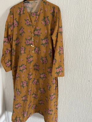 £25 • Buy Khaadi