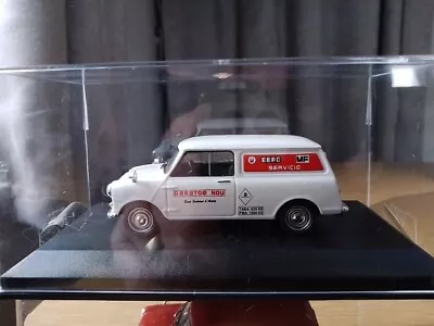 Altaya Austin 850 White Minivan Ebro Service Scale 1:43. • £10