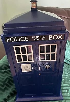 Dr Who TARDIS Cookie Jar - Doctor Who • £14.99