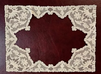 Late C. 1900 Point De Paris Bobbin Lace Centerpiece Frame  DECOR  COLLECTOR • $79