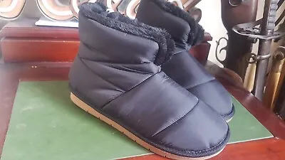 Marks & Spencer Ladies Black Quilted Faux Fur Lined Slipper Boots  Size 6 M&S • £15