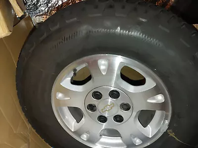 OEM Chevrolet  Wheel Silver Machined 17 Rims Tires Z71 • $450