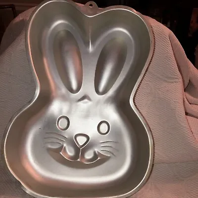 Wilton Easter Spring Bunny Rabbit Face Cake Pan #2105-2074 • $5.99