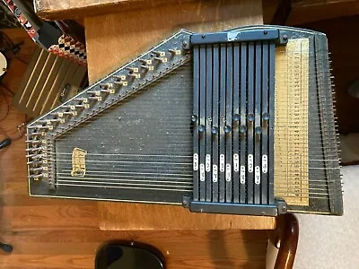 Vintage The Autoharp From Oscar Schmidt International Jersey City Nj=used Condi • $14.99